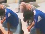 Awalnya-Curhat-Soal-Kerjaan-Muda-Mudi-Ini-Berujung-Digerebek-Warga-di-Toilet-Musala-Tengah-Malam.jpg