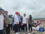 Bobby-Nasution-saat-mengunjungi-TPA-Terjun-Marelan_.jpg
