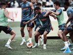 Bruno-fernandes-man-united-training.jpg