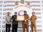 Capai-Zona-Hijau-Bupati-Samosir-Terima-Penghargaan-Pelayanan-Publik-dari-Ombudsman-RI-1.jpg