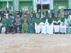 Dedi-Iskandar-Batubara-Lantik-Pengurus-Santri.jpg