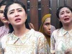 Dewi-Perssik-menangis-dan-berurai-air-mata.jpg