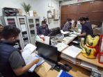 Ditkrimum-Polda-Sumut-geledah-kantor-pt-anr.jpg