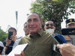 Edy-Rahmayadi-nyanyi-mau-nyalon-lagi.jpg
