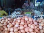 Ekonom-Sumut-Sebut-Bansos-Pemicu-Kenaikan-Harga-Telur-Ayam.jpg