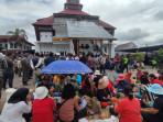 GERUDUK-KANTOR-DPRD-Seratusan-warga-Desa.jpg