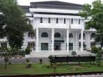 Gedung-Pusat-Administrasi-Universitas-Negeri-Medan_Program-Sekolah-Garuda_.jpg