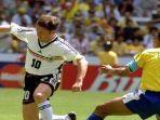 Gelandang-timnas-Jerman-Lothar-Matthaeus-kiri.jpg