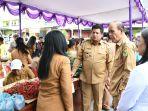 Gelar-Pasar-Murah-Jelang-Idul-Fitri-Bupati-Samosir-Pastikan-Harga-Bapokting-Terjangkau-1.jpg
