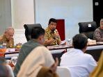 Gubernur-Sumut-Bobby-Nasution-saat-rapat-Revalidasi-Toba-Caldera.jpg