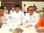 Hefriansyah-dua-dari-kiri-memakai-jas-almamater-PKS-menegaskan.jpg