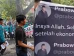 ISI-Tweet-Lama-Prabowo-yang-Dibawa-Mahasiswa-Saat-Demo-di-DPRD-Sumut-Ada-Soal-Pimpin-Demo.jpg