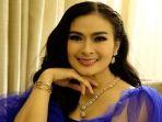 Iis-Dahlia-Pantas-Ikut-Geng-Sosialita.jpg