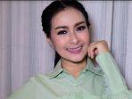 Iis-Dahlia_Senin.jpg