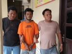 Irfan-Zulmi-Pohan-29-diamankan-petugas-setelah-aksi-pencuriannya-di-sebuah-kelontong_1.jpg