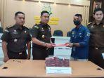 Jaksa-Terima-Uang-Korupsi-Rp-600-Juta.jpg