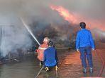 Pabrik Sarang Telur di Binjai yang Terbakar Sulit Dipadamkan, BPBD Imbau Pengusaha Sediakan APAR