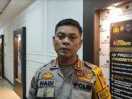 Kabid-Humas-Polda-Sumut-Kombes-Hadi-Wahyudi-saat-diwawancarai-Selasa-272024.jpg