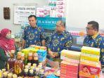 Kadis-Kesehatan-datangi-apotek.jpg