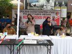 Kapolda-Sumut-Irjen-Pol-Drs-RZ-Panca-Putra-Simajuntak-MSi-memimpin-temu-pers.jpg