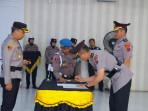 Kapolres-Asahan-AKBP-Revi-Nurvelani-melakukan-serah-terima-jabatan.jpg
