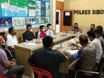 Kapolres-Sibolga-AKBP-Taryono-RaharjaSHSIK-memimpin-rakor.jpg
