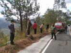 Karhutla-di-Hutan-Pinus-Tele-Samosir.jpg