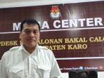 Ketua-KPUD-Karo-Gemar-Tarigan-saat-ditemui-di-Kantor-KPUD-Karo-di-Jalan-Selamat-Ketaren.jpg