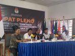 Komisioner-KPU-Kota-Pematangsiantar-membuka-rapat-pleno.jpg