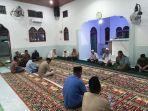 Kompol-H-Jumanto-Tarawih-dan-beri-imbauan-4t.jpg