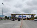 Kondisi-Gerbang-Tol-Tebing-di-Libur-Imlek-2023.jpg