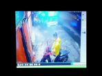 Maling-Berjaket-Kuning-Kepergok-Curi-Motor.jpg