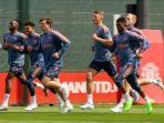 Man-united-latihan-perdana.jpg