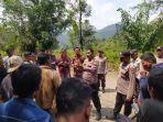 Mantan-Sekuriti-PT-DPM-Blokir-Jalan.jpg