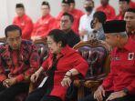 Megawati-Sukarnoputri-tengah-berbincang-dengan-Presiden-Jokowi.jpg