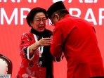 Megawati-menangis-sambut-Hasto-3.jpg