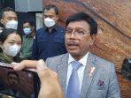 Menkominfo-Johnny-G-Plate-membantah-isu.jpg