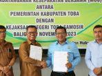 MoU-Kesepakatan-Bersama-antara-Pemerintah-Kabupaten-Toba-dengan-Kejaksaan-Negeri-Toba-Samosir.jpg