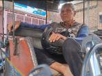 Modung-Siregar-74-tukang-becak-motor-akan-berangkat-haji_.jpg