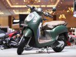 New-Honda-Vario-125-dan-New-Honda-Scoopy-mampu-menarik-perhatian-pengunjung-booth-Honda-di-IMOS-2022.jpg