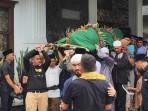 Ribuan Pelayat Iringi Pemakaman Ngogesa Sitepu Mantan Bupati Langkat