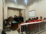 PEMERIKSAAN-BARANG-BUKTI-Hakim-Ketua-PN-Siantar-Rinto.jpg