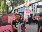 PERINGATAN-HARI-BURUH-Ratusan.jpg