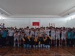 Para-guru-dan-murid-SMA-Bangun-Insan-Mandiri-Medan.jpg