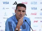 Pelatih-argentina-Scaloni.jpg