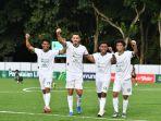 Pemain-PSMS-Medan-merayakan-gol-ke-gawang-Persikabo-1973-di-Stadion-Kera-Sakti.jpg