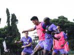 Pemain-persik-latihan.jpg