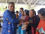 Pemkab-Toba-menggelar-pasar-murah-di-Kecamatan-Siantar-Narumonda.jpg