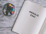 Pengertian-Teks-Esai.jpg