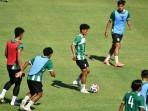 Penggawa-PSMS-Medan-melakukan-official-training-di-Stadion.jpg